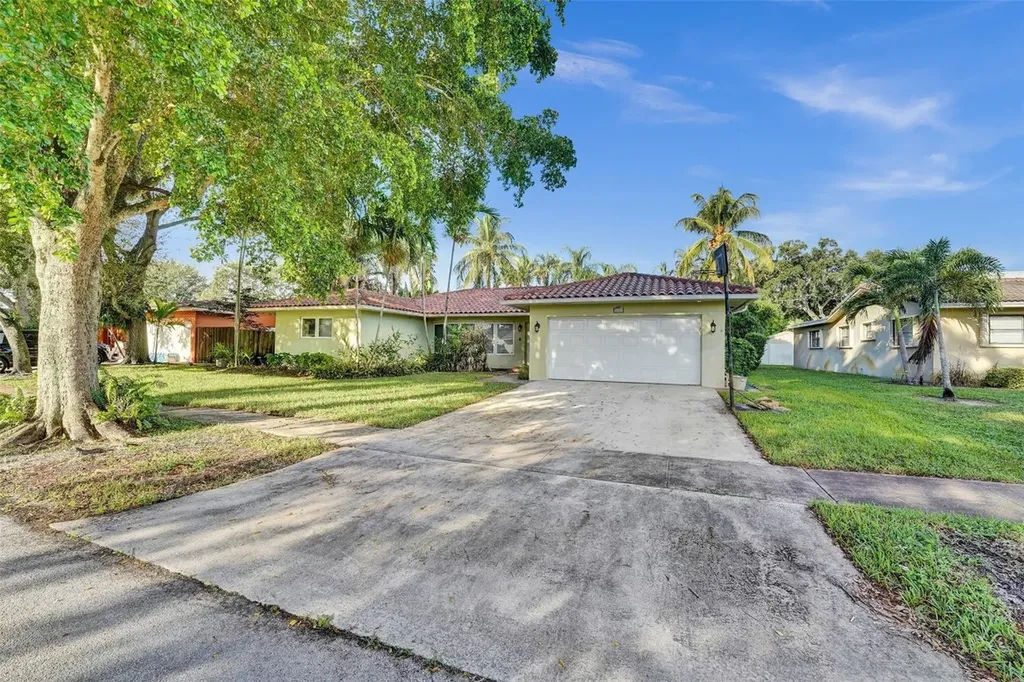 3860 N 51st Avenue Hollywood FL 33021