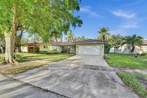 3860 N 51st Avenue Hollywood FL 33021