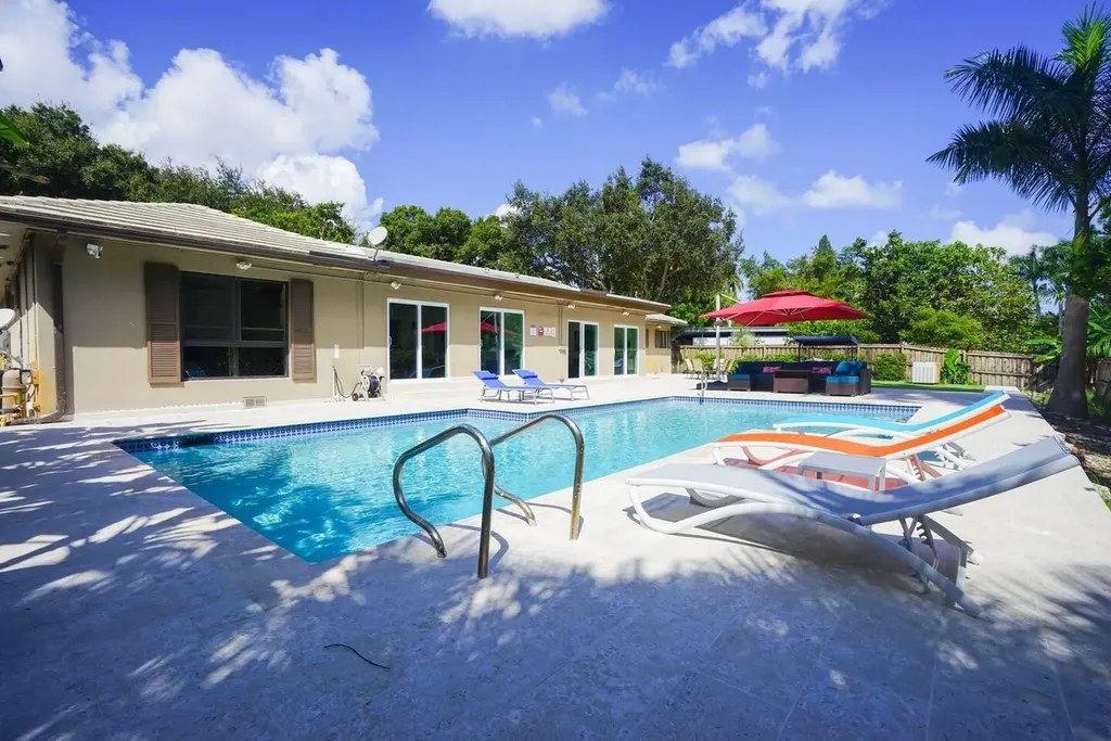 3150 Calle Largo Drive Hollywood FL 33021