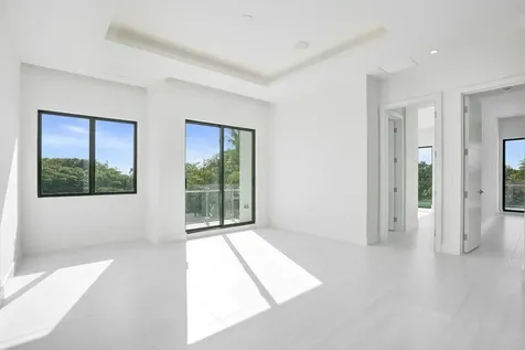 4524 Sea Grape Drive Lauderdale By The Sea FL 33308