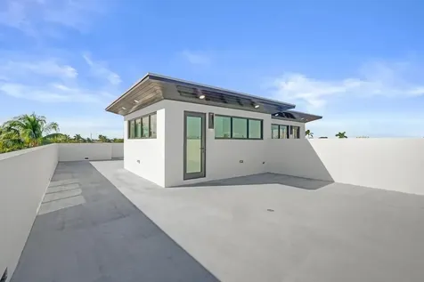 4524 Sea Grape Drive Lauderdale By The Sea FL 33308