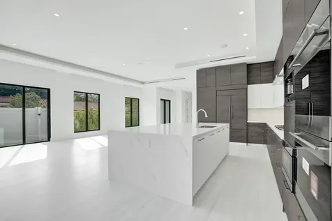 4524 Seagrape Drive Lauderdale By The Sea FL 33308