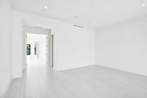 4524 Seagrape Drive Lauderdale By The Sea FL 33308