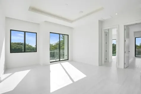 4524 Seagrape Drive Lauderdale By The Sea FL 33308
