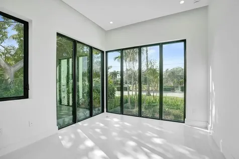 4524 Seagrape Drive Lauderdale By The Sea FL 33308