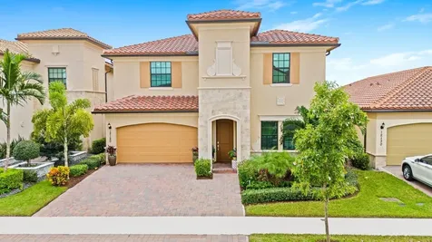 12120 N Baypoint Circle Parkland FL 33076