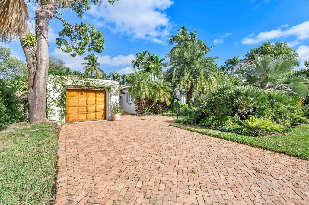 1615 SE 4th Street Fort Lauderdale FL 33301
