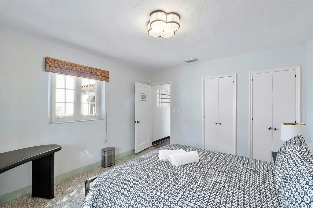 1615 SE 4th Street Fort Lauderdale FL 33301