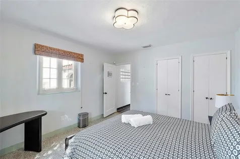 1615 SE 4th Street Fort Lauderdale FL 33301