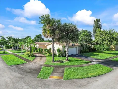 4701 NW 41st Court Lauderdale Lakes FL 33319