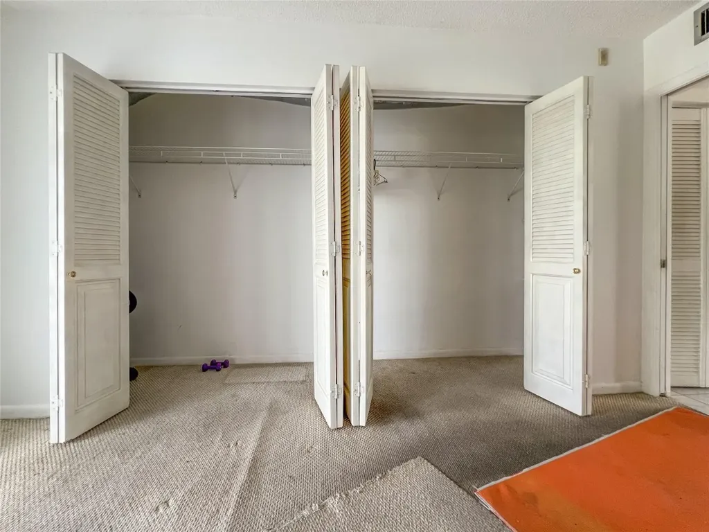 4035 Cambridge B Deerfield Beach FL 33442