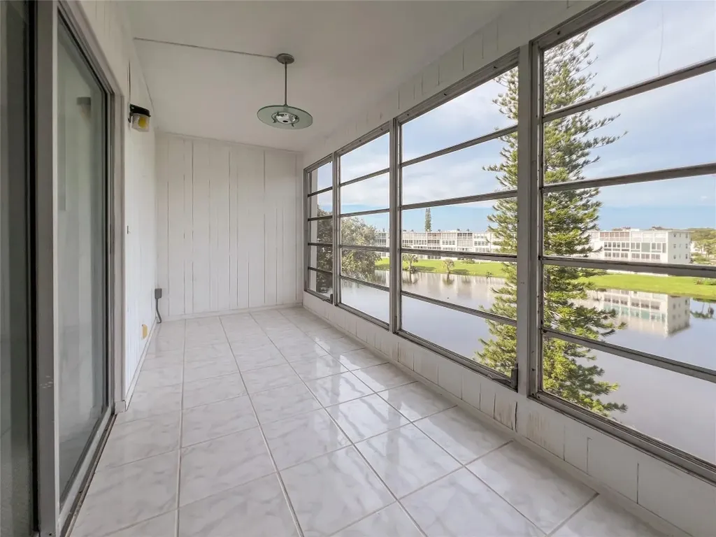 4035 Cambridge B Deerfield Beach FL 33442