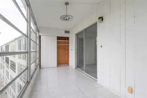 4035 Cambridge B Deerfield Beach FL 33442