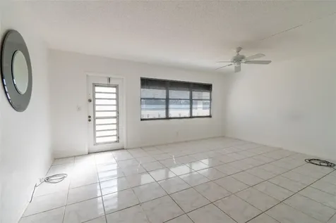 4035 Cambridge B Deerfield Beach FL 33442