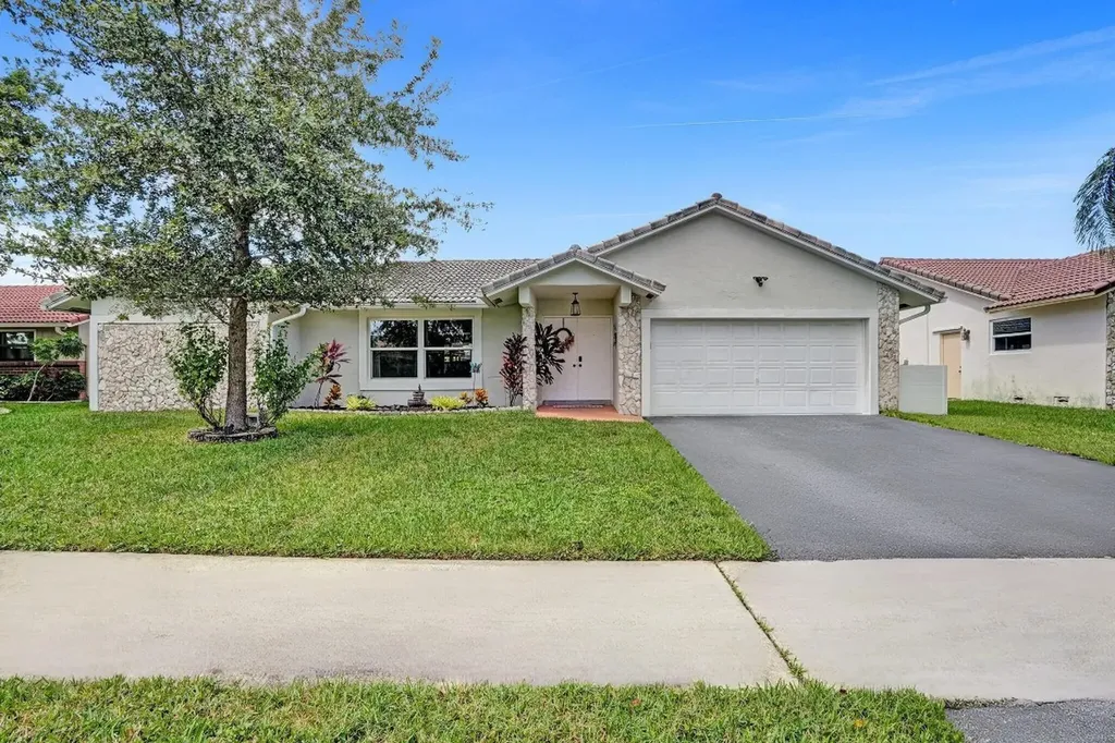 1903 NW 77th Avenue Margate FL 33063
