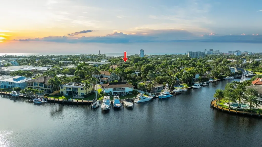 2815 NE 27th Avenue Lighthouse Point FL 33064