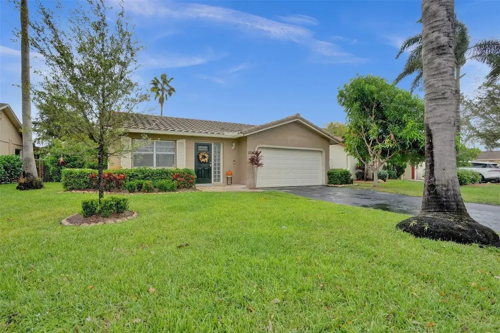 2338 NW 98th Way Coral Springs FL 33065