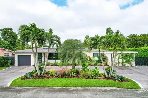 535 NE 113th Street Miami FL 33161