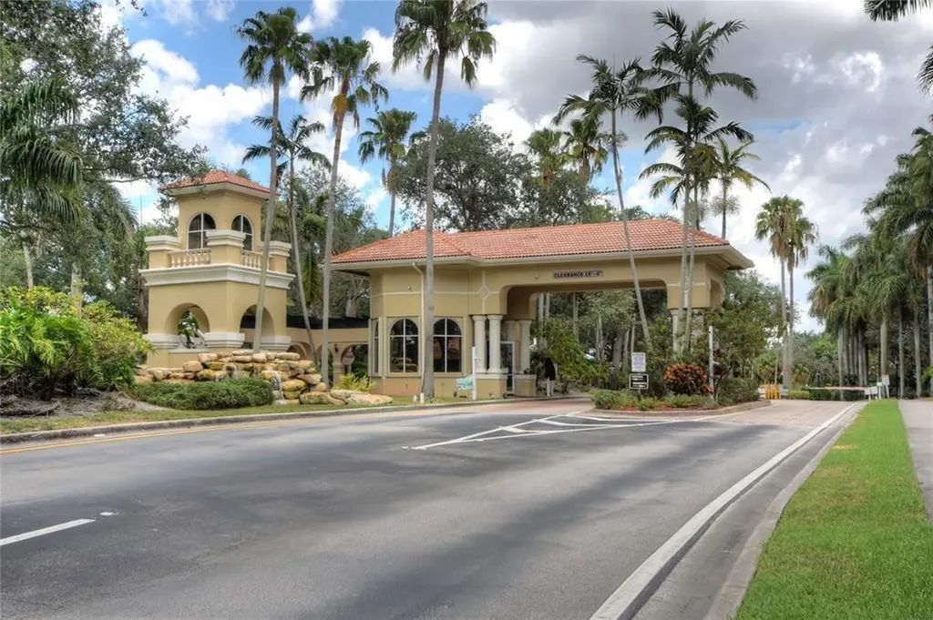 7501 NW 23rd Street Hollywood FL 33024