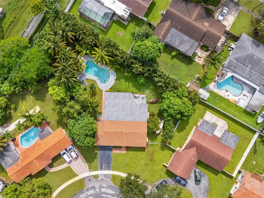 5200 SW 3rd Street Plantation FL 33317