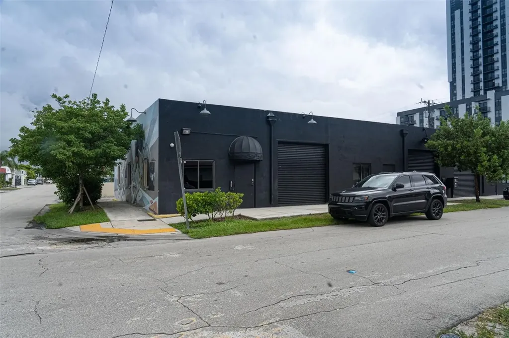 401 NE 8th Street Fort Lauderdale FL 33304