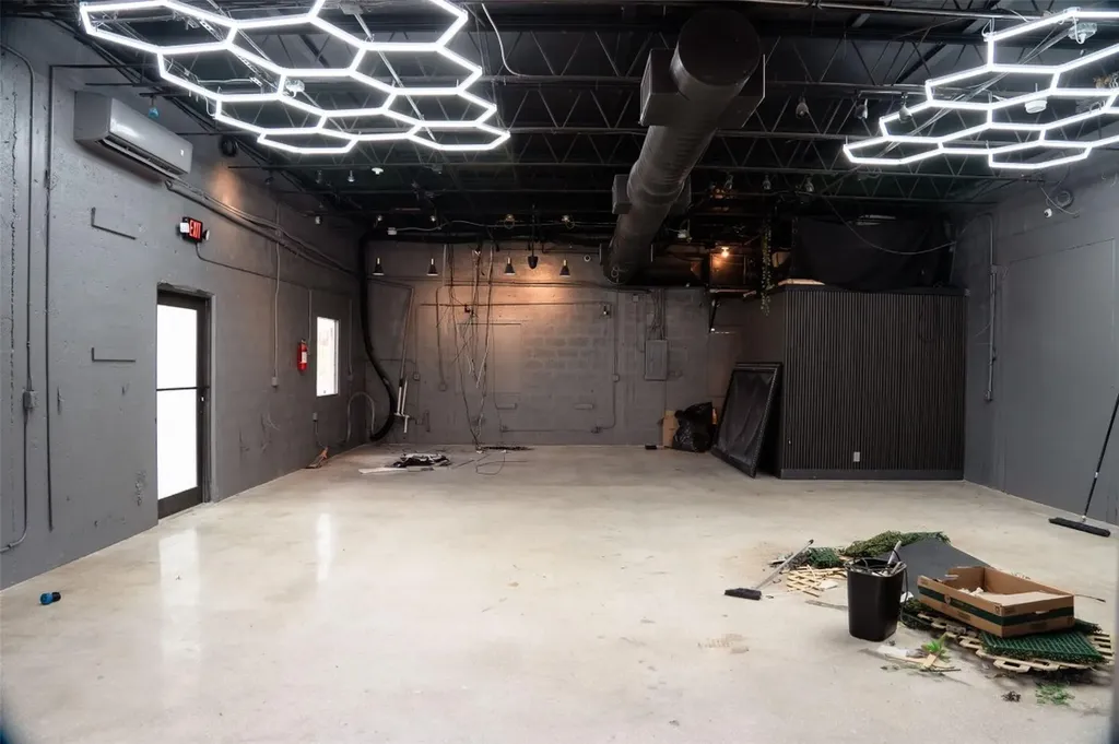 401 NE 8th Street Fort Lauderdale FL 33304