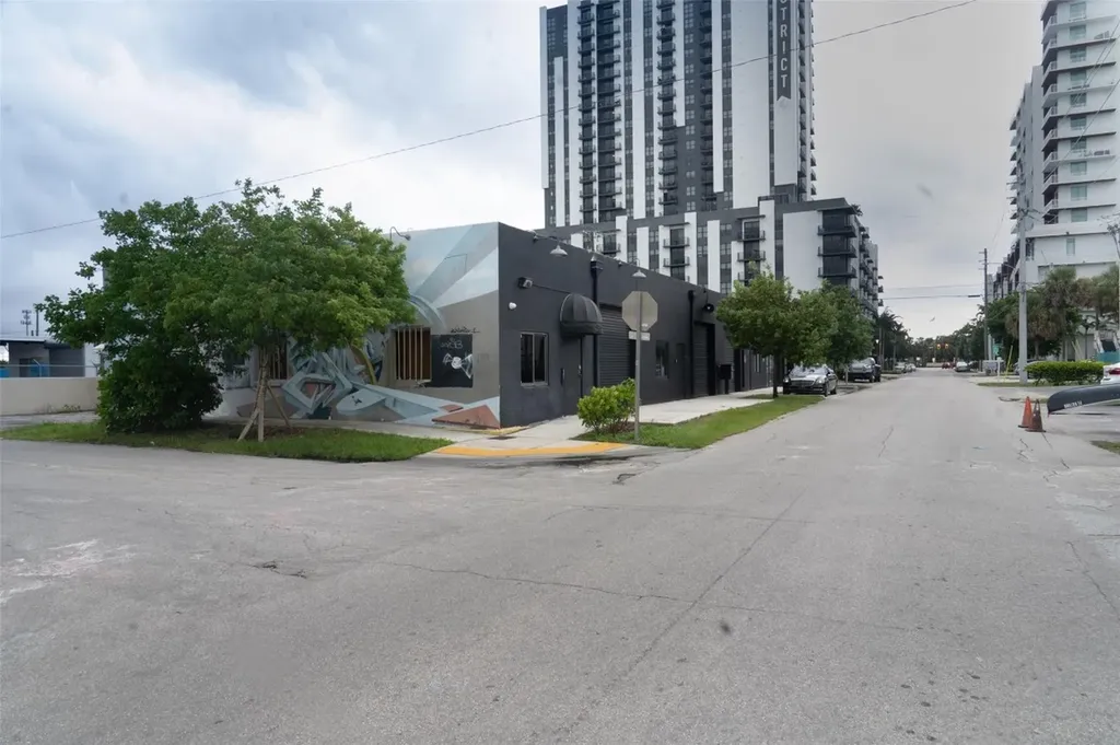 401 NE 8th Street Fort Lauderdale FL 33304