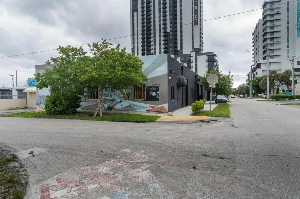 401 NE 8th Street Fort Lauderdale FL 33304