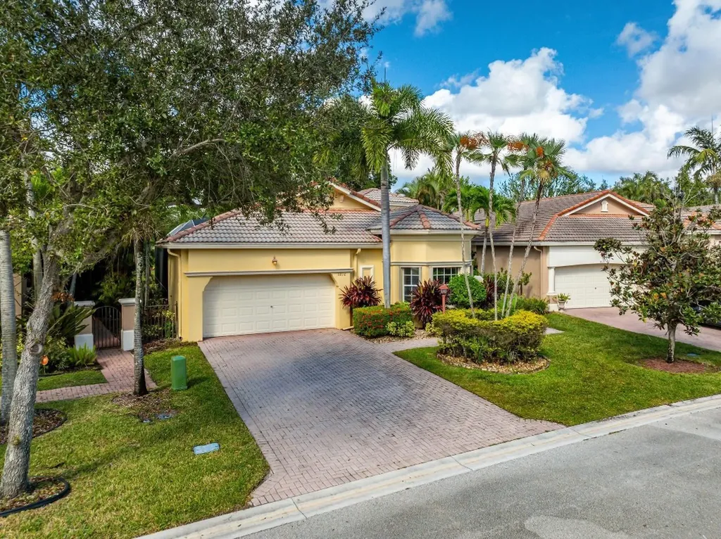 5816 NW 120th Avenue Coral Springs FL 33076