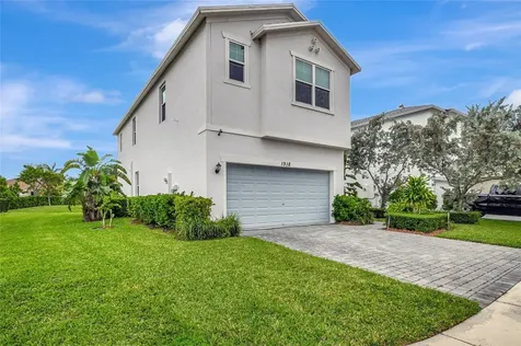 1918 Harding Street Lake Worth Beach FL 33460