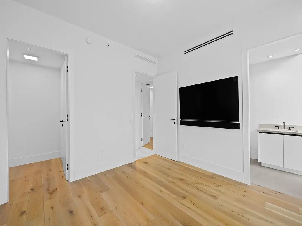 160 Isle Of Venice Drive Fort Lauderdale FL 33301