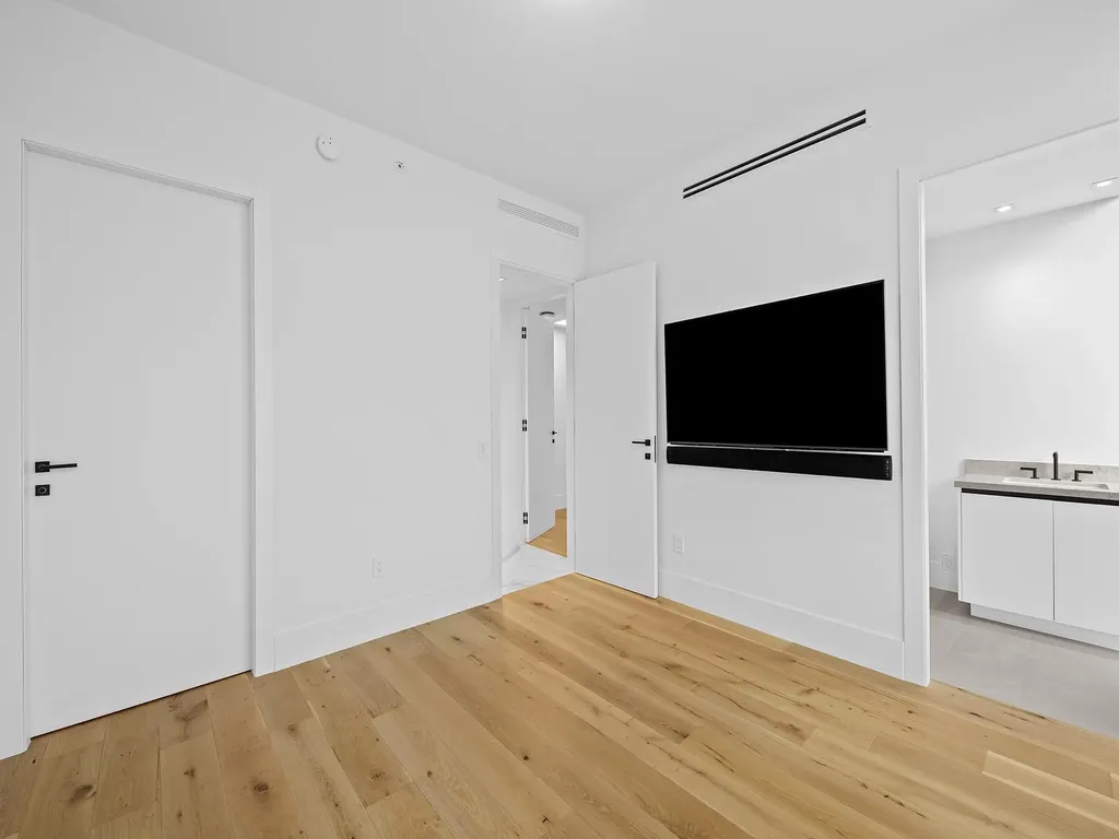 160 Isle Of Venice Drive Fort Lauderdale FL 33301