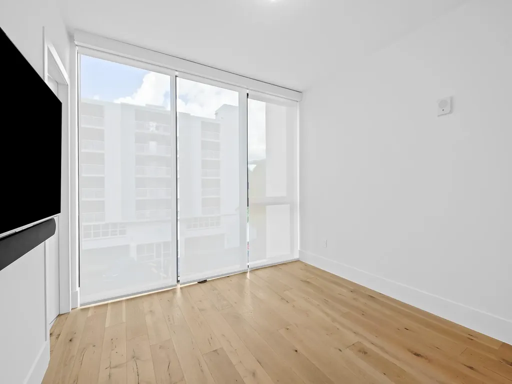 160 Isle Of Venice Drive Fort Lauderdale FL 33301