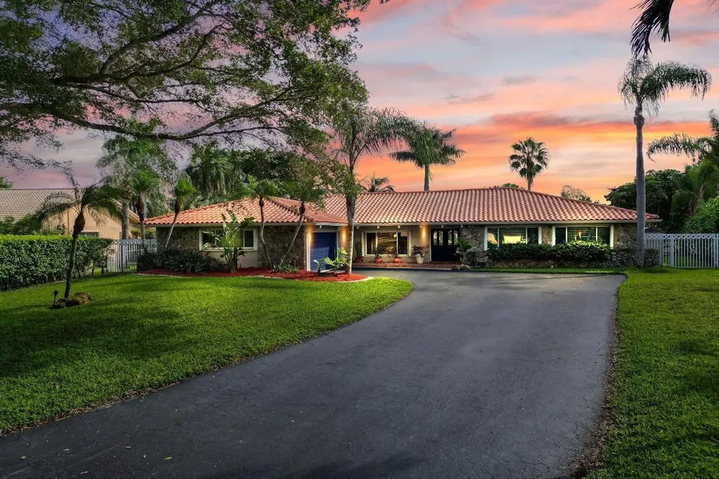 9924 NW 6th Street Coral Springs FL 33071