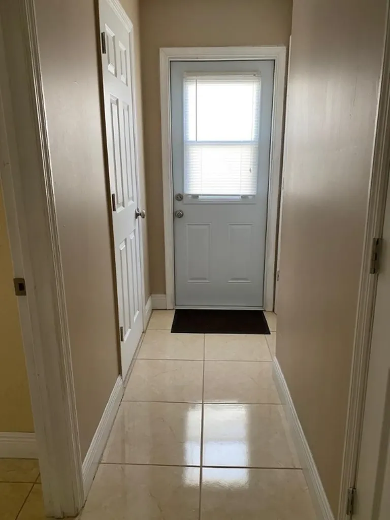 5716 NW 65th Terrace Tamarac FL 33321