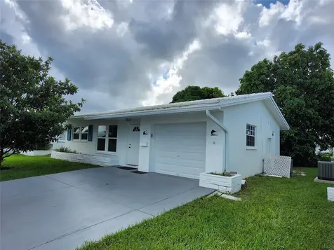7112 NW 72nd Street Tamarac FL 33321
