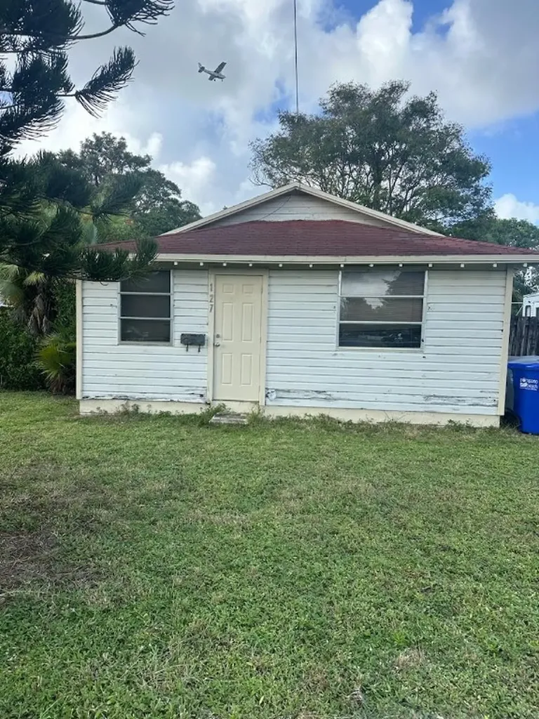 127 NE 8th Street Pompano Beach FL 33060