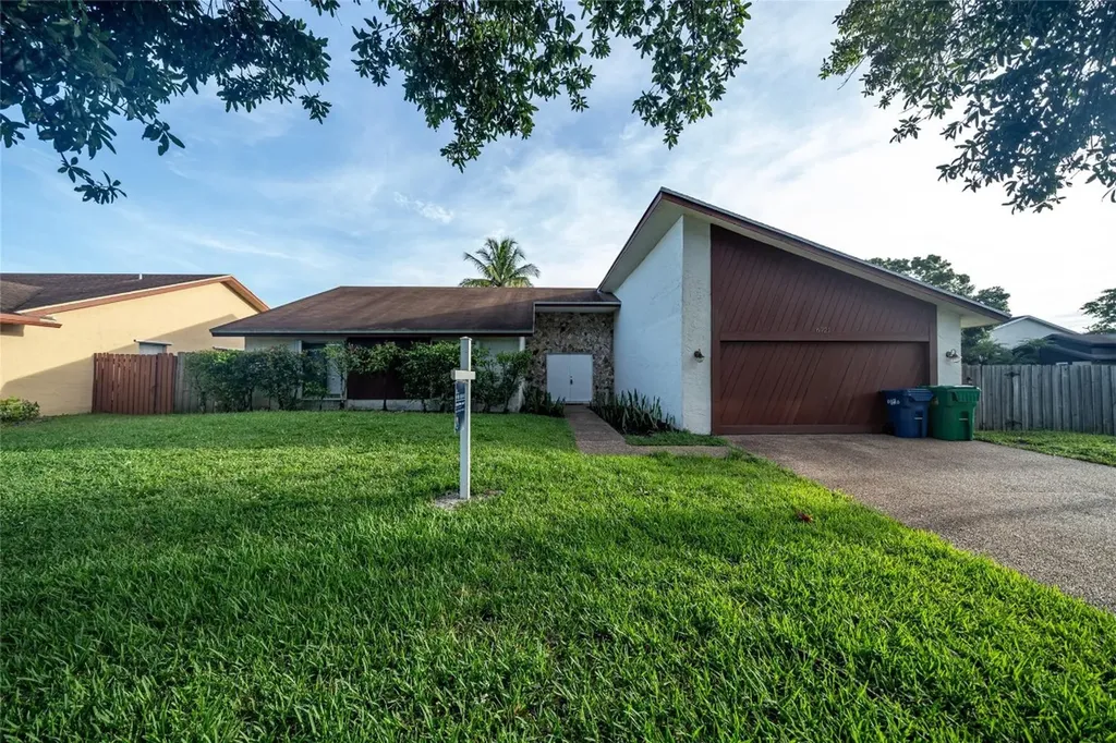 6721 NW 44th Court Lauderhill FL 33319