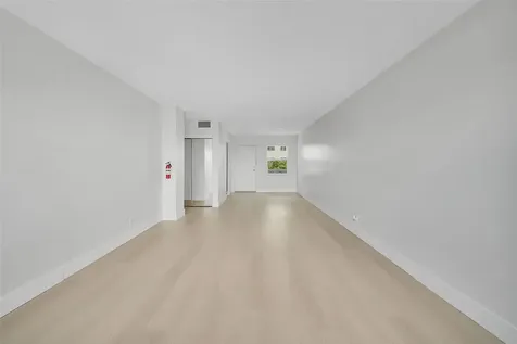 2555 NE 11th Street Fort Lauderdale FL 33304