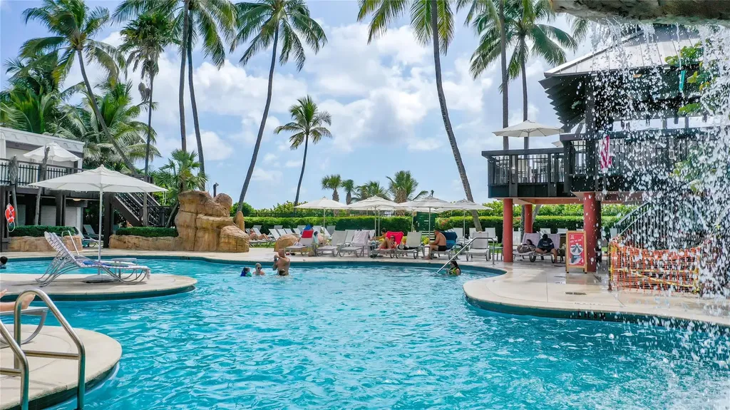 5225 Collins Avenue Miami Beach FL 33140