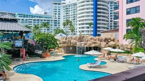 5225 Collins Avenue Miami Beach FL 33140