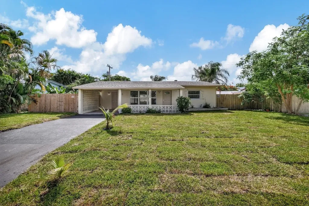 3130 NE 9th Avenue Pompano Beach FL 33064