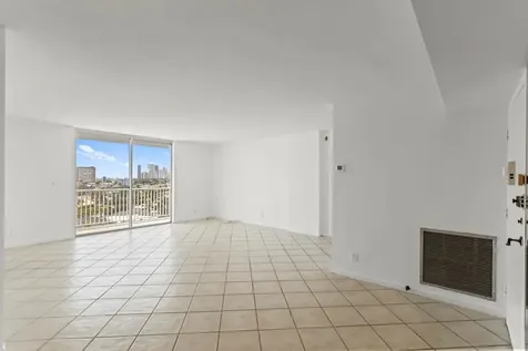 137 Golden Isle Drive Hallandale Beach FL 33009