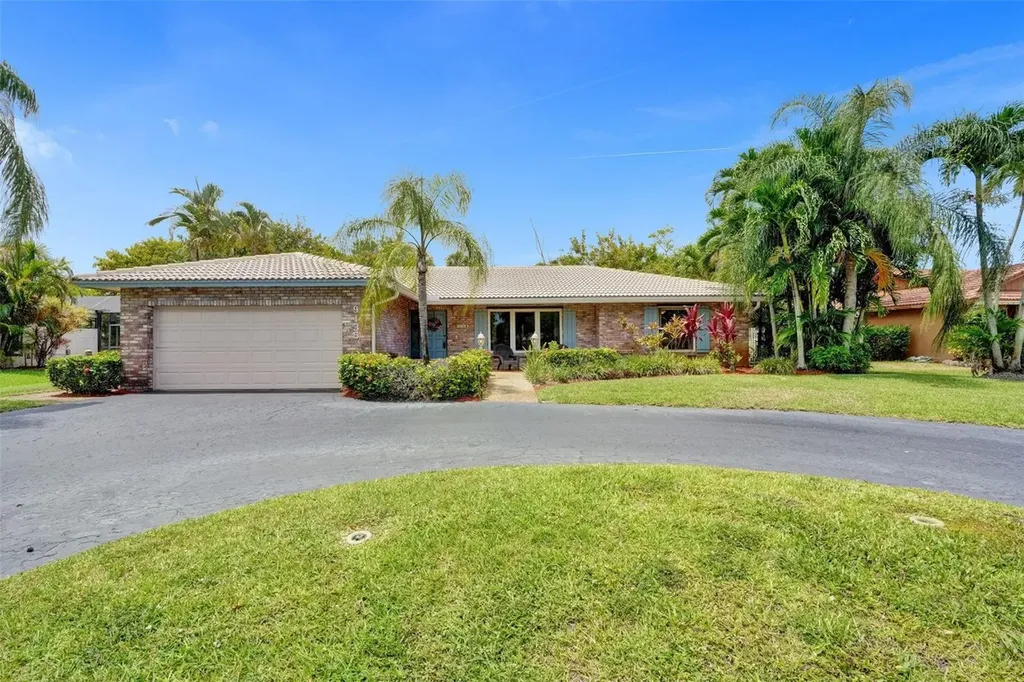 9135 NW 3rd Court Coral Springs FL 33071