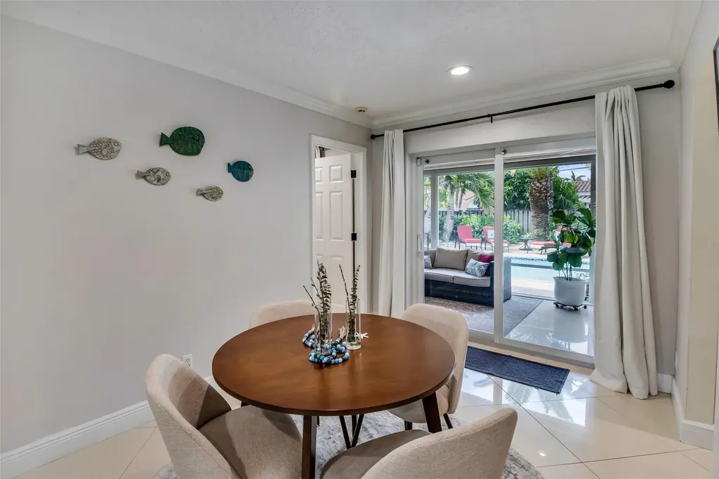 2750 SE 4th Street Pompano Beach FL 33062