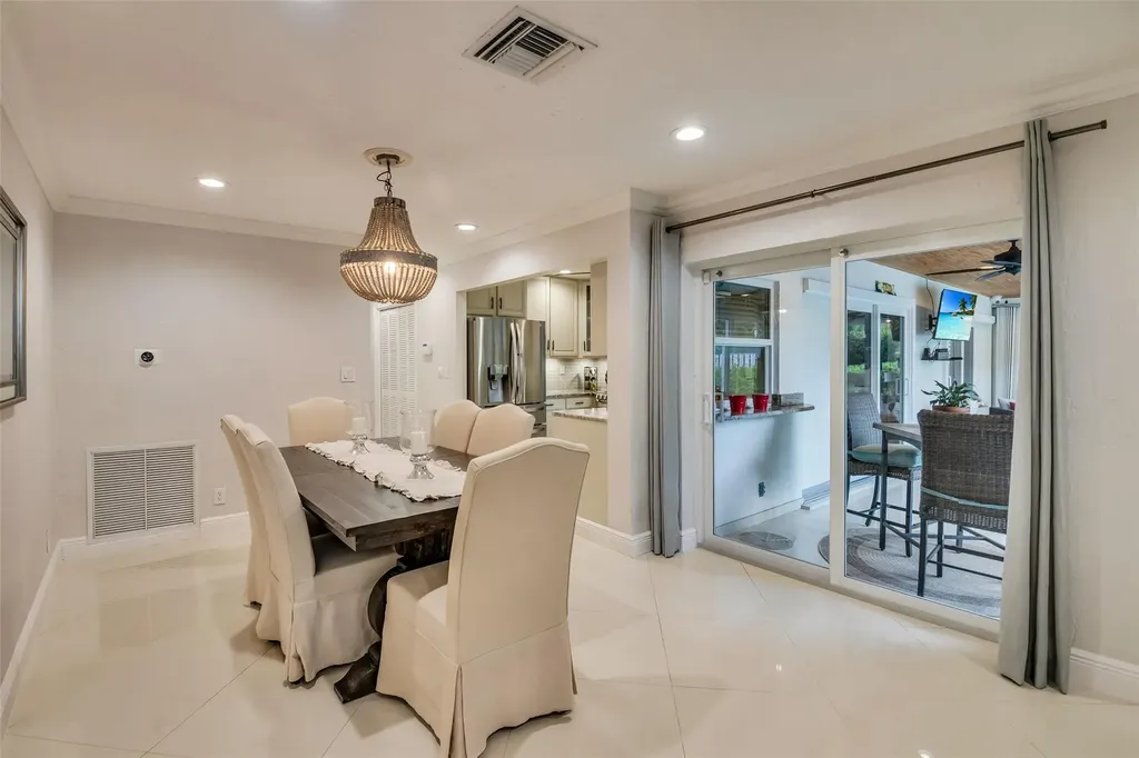 2750 SE 4th Street Pompano Beach FL 33062