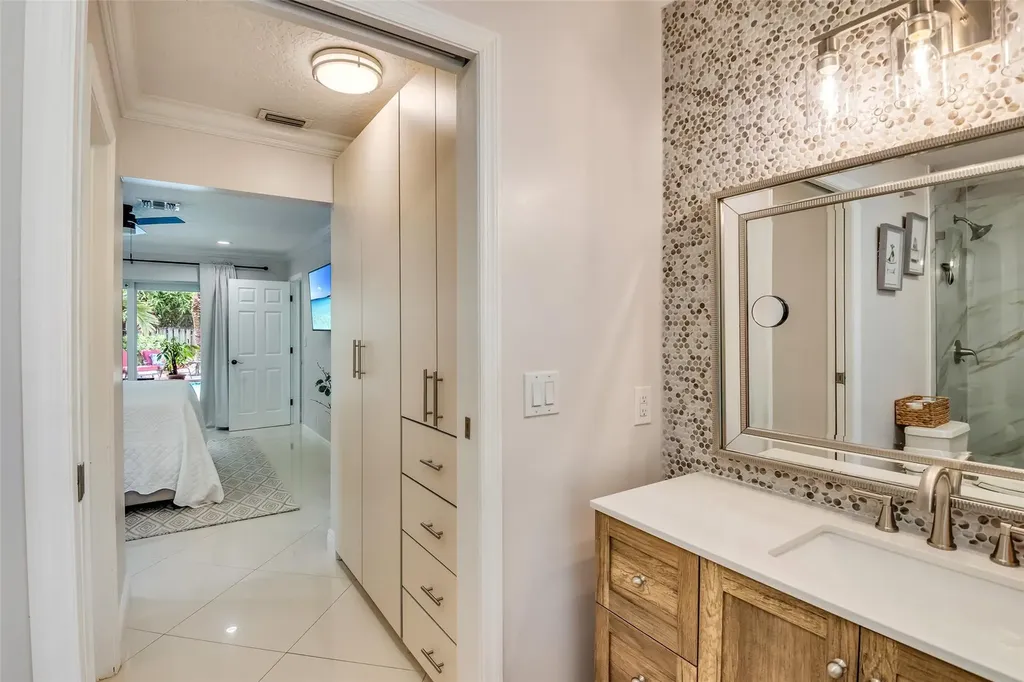 2750 SE 4th Street Pompano Beach FL 33062
