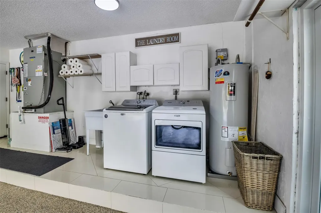 2750 SE 4th Street Pompano Beach FL 33062