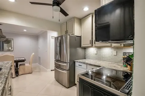 2750 SE 4th Street Pompano Beach FL 33062