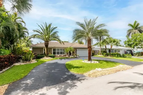 2750 SE 4th Street Pompano Beach FL 33062